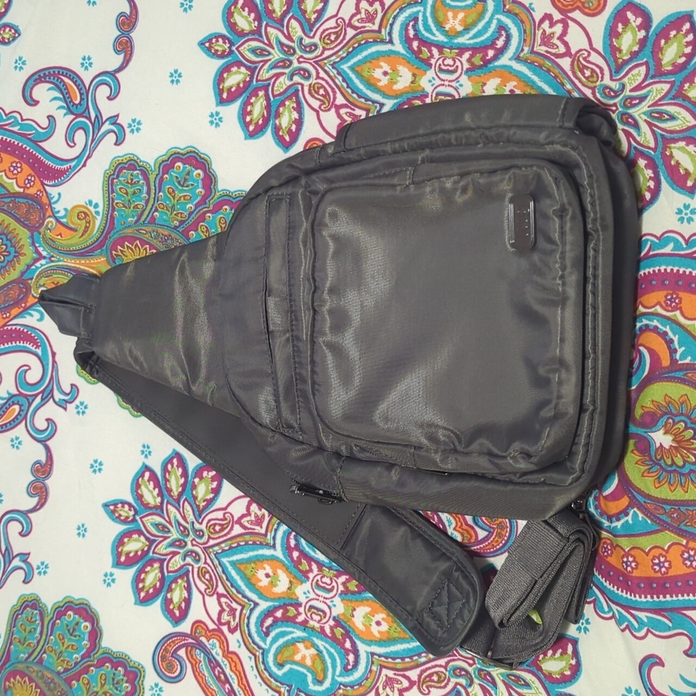 NWOT Lug Archer mini sling bag